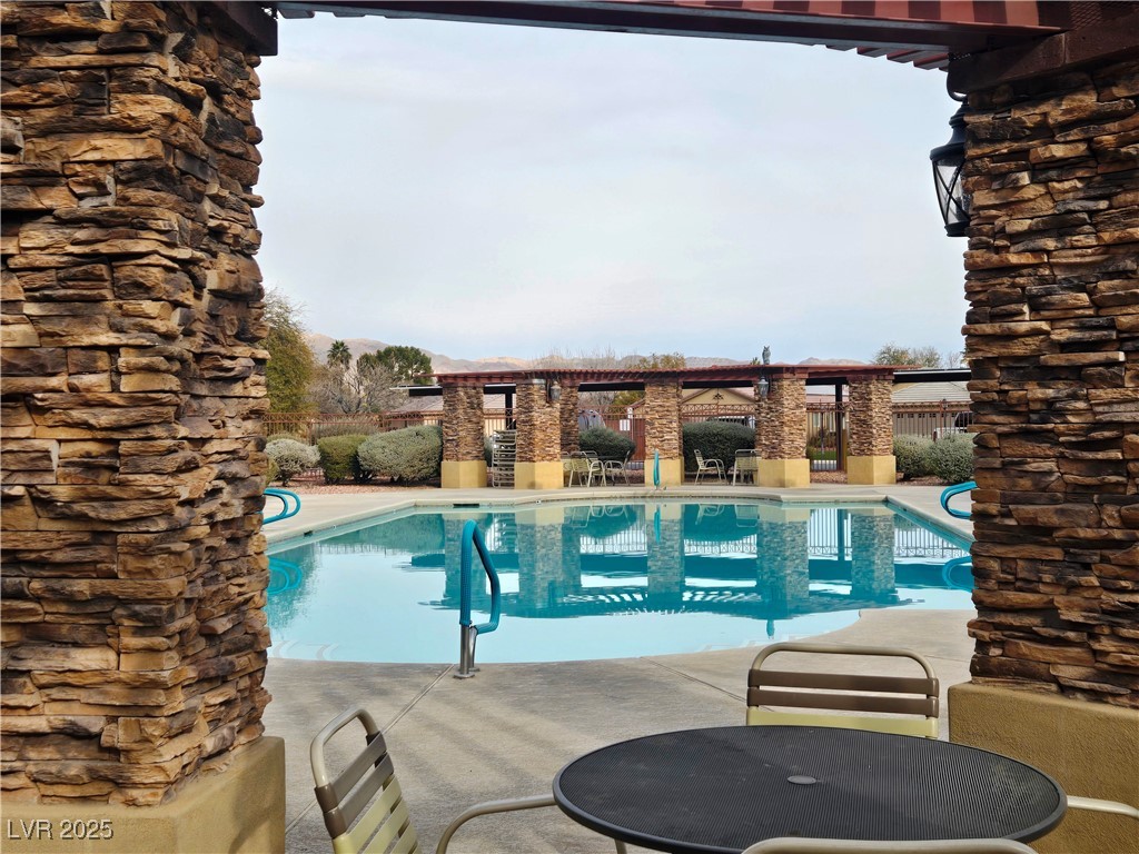 5697 Crowbush Cove Place Property Photo 25