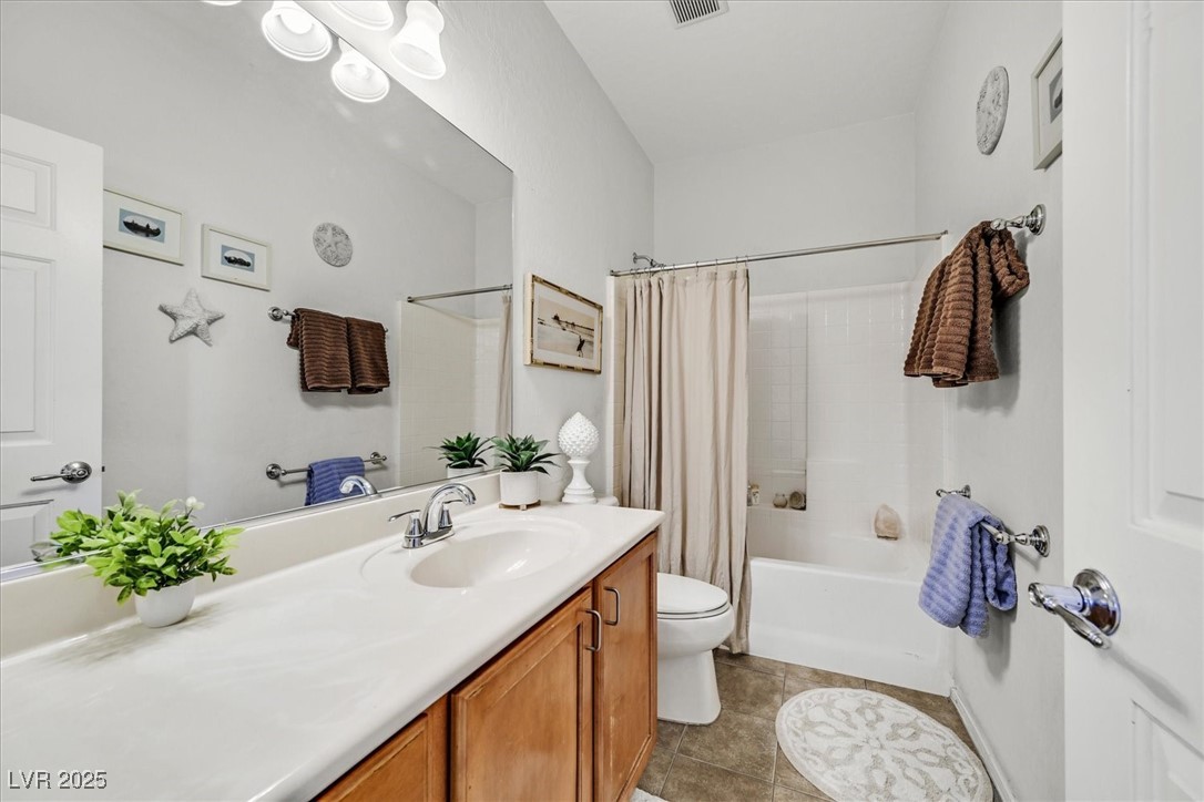 6072 Isola Peak Avenue Property Photo 18