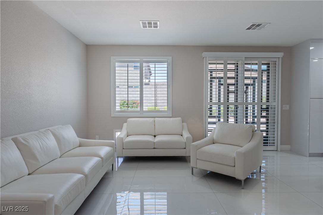 6788 Lavender Sky Court Property Photo 12