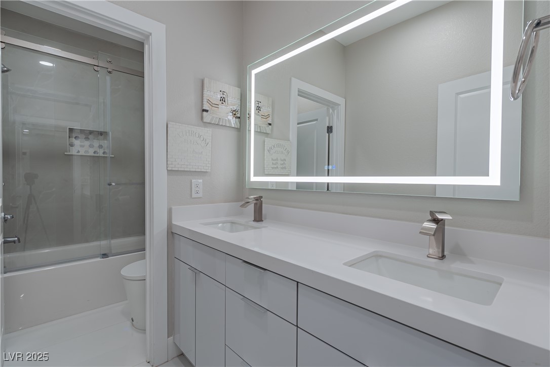 6788 Lavender Sky Court Property Photo 24