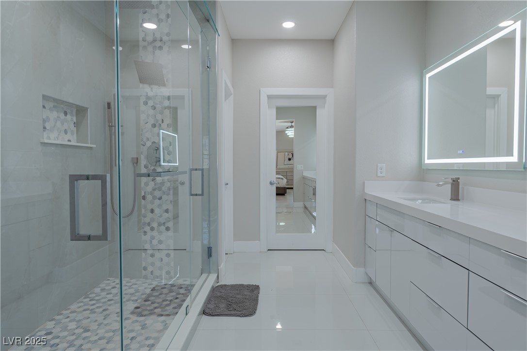 6788 Lavender Sky Court Property Photo 31