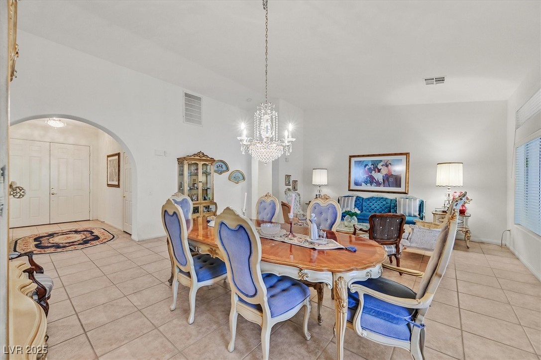 8216 Wooden Windmill Court Property Photo 4