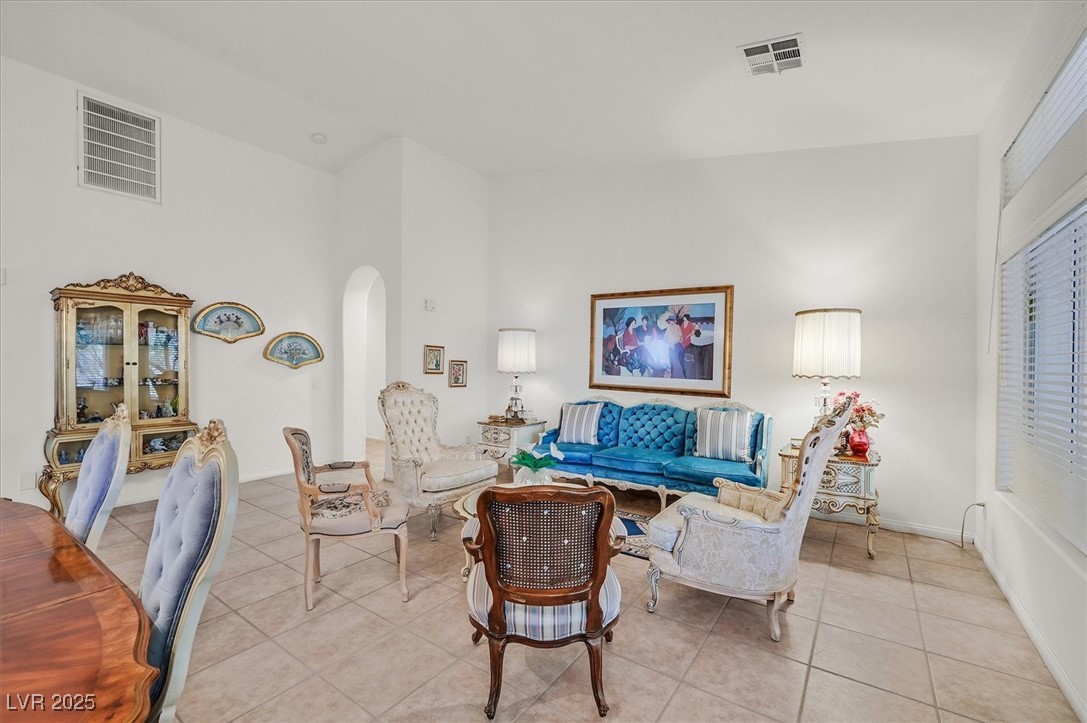 8216 Wooden Windmill Court Property Photo 7