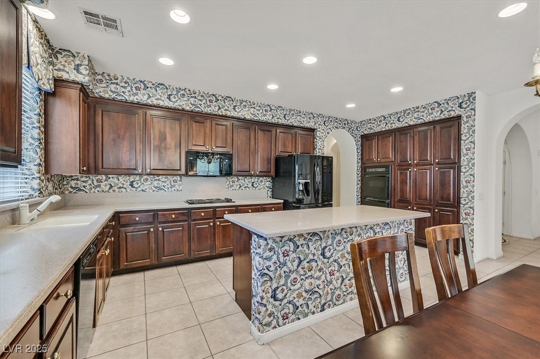 8216 Wooden Windmill Court Property Photo 9