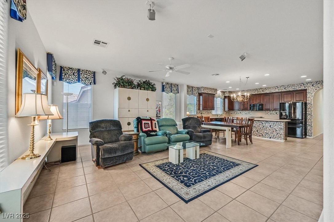 8216 Wooden Windmill Court Property Photo 17