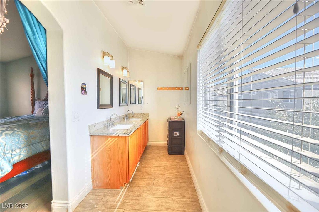 6233 Overhang Avenue Property Photo 22