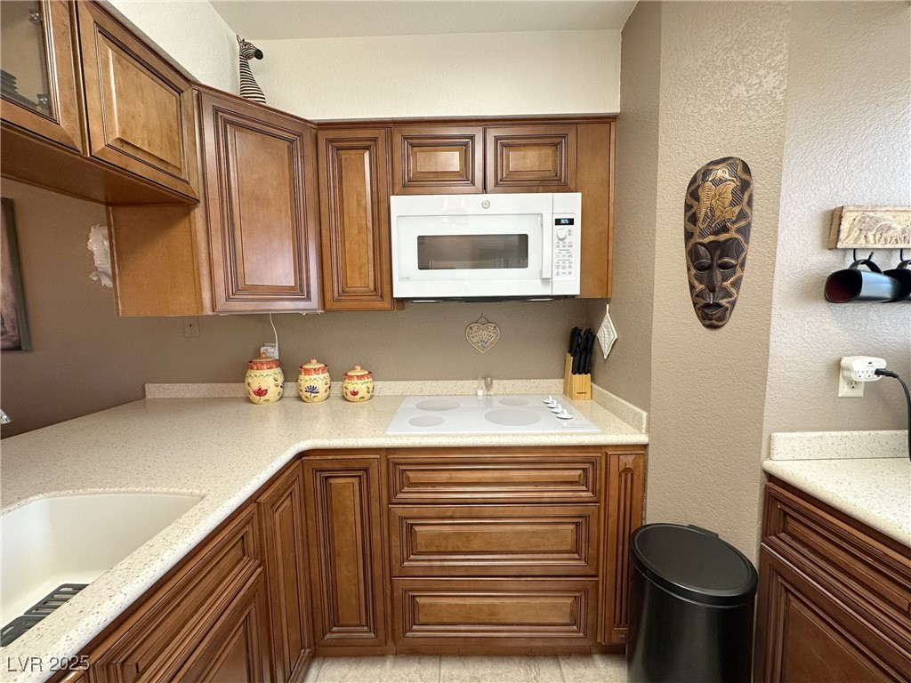 2076 Mesquite Lane 302 Property Photo 6
