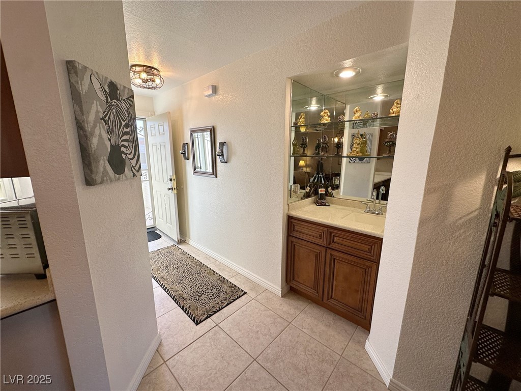 2076 Mesquite Lane 302 Property Photo 12