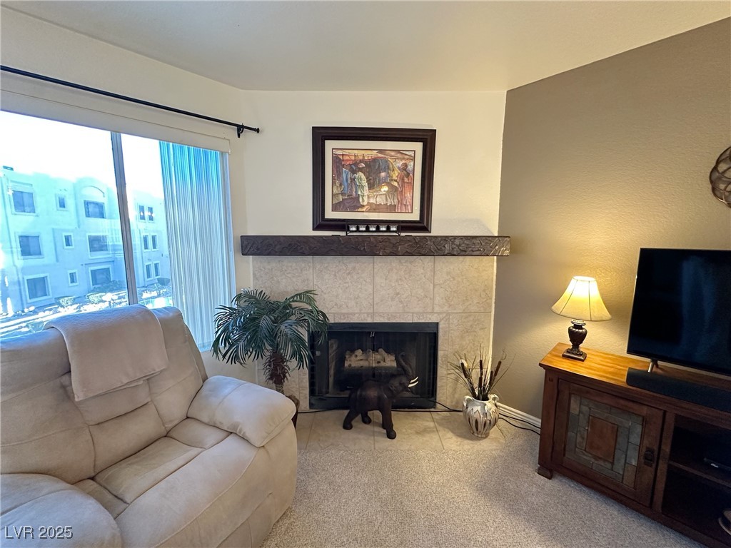 2076 Mesquite Lane 302 Property Photo 21