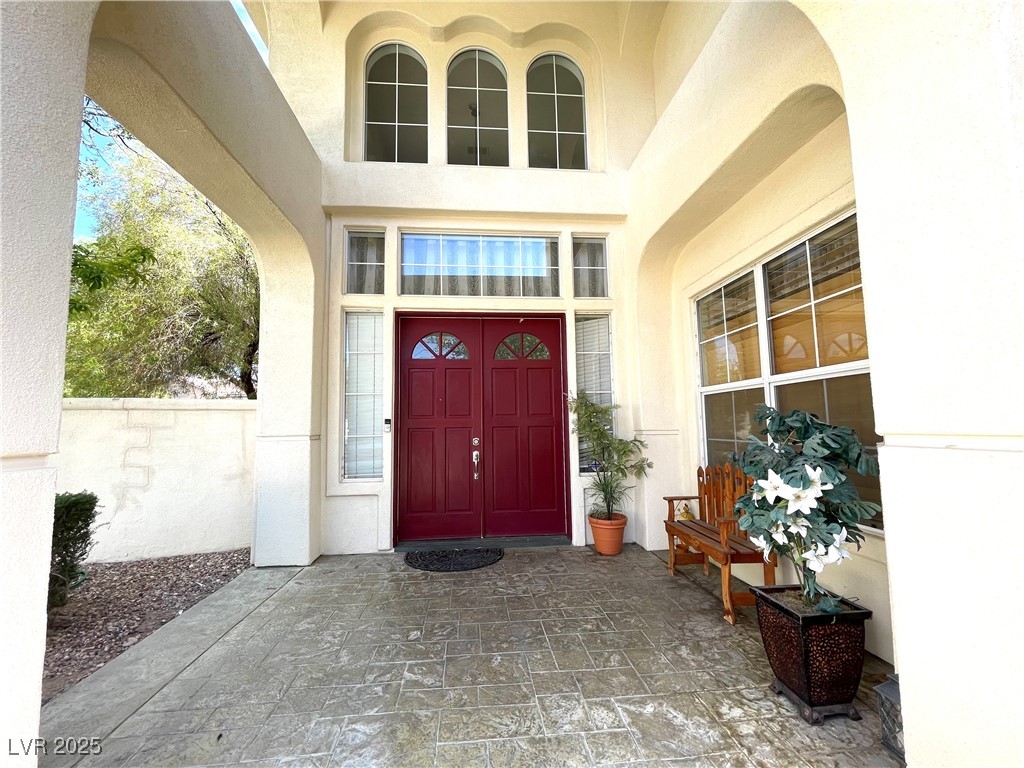 1813 Francisco Peak Place Property Photo 3