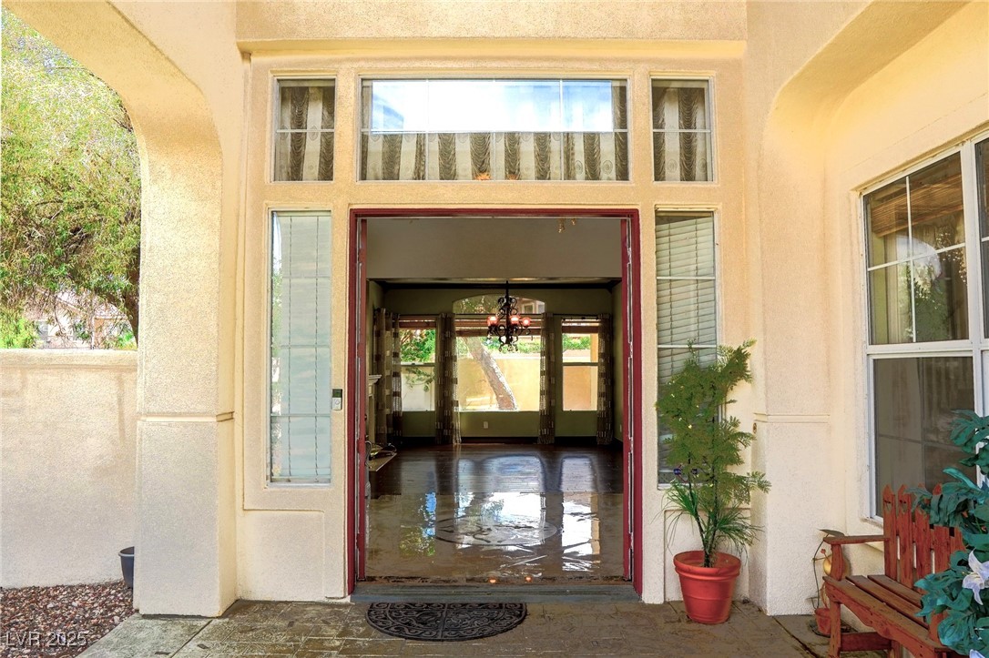 1813 Francisco Peak Place Property Photo 4