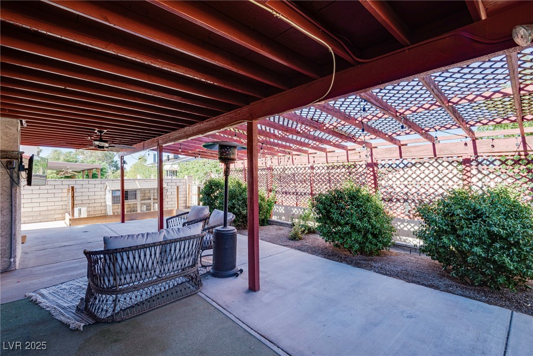 5242 Dickens Drive Property Photo 33