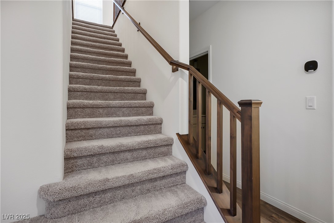 7318 Golden Acre Avenue Property Photo 9