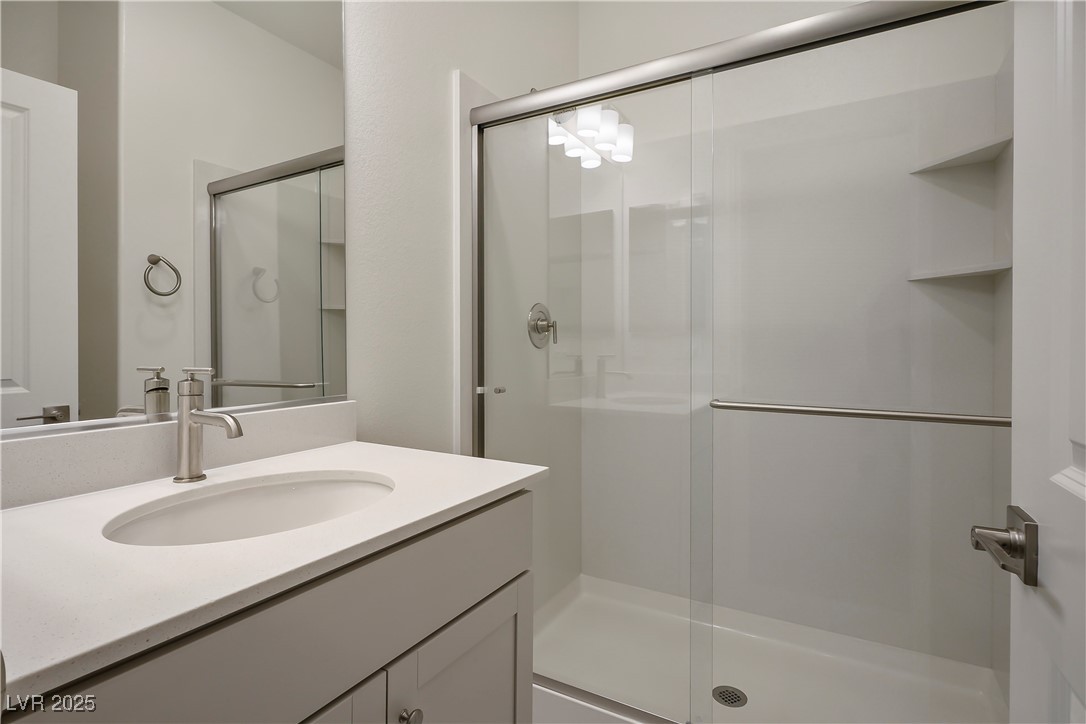 7318 Golden Acre Avenue Property Photo 15