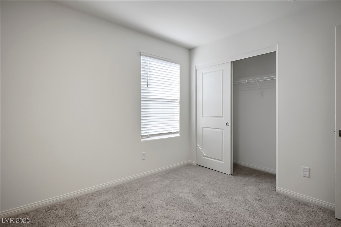 7318 Golden Acre Avenue Property Photo 18