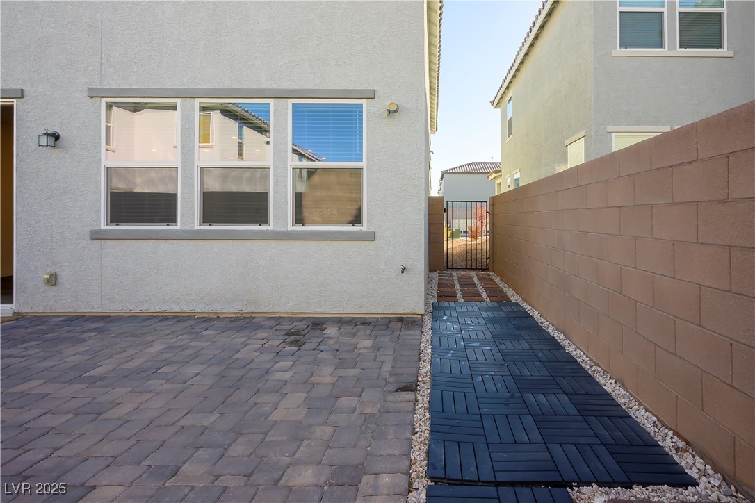 7318 Golden Acre Avenue Property Photo 27