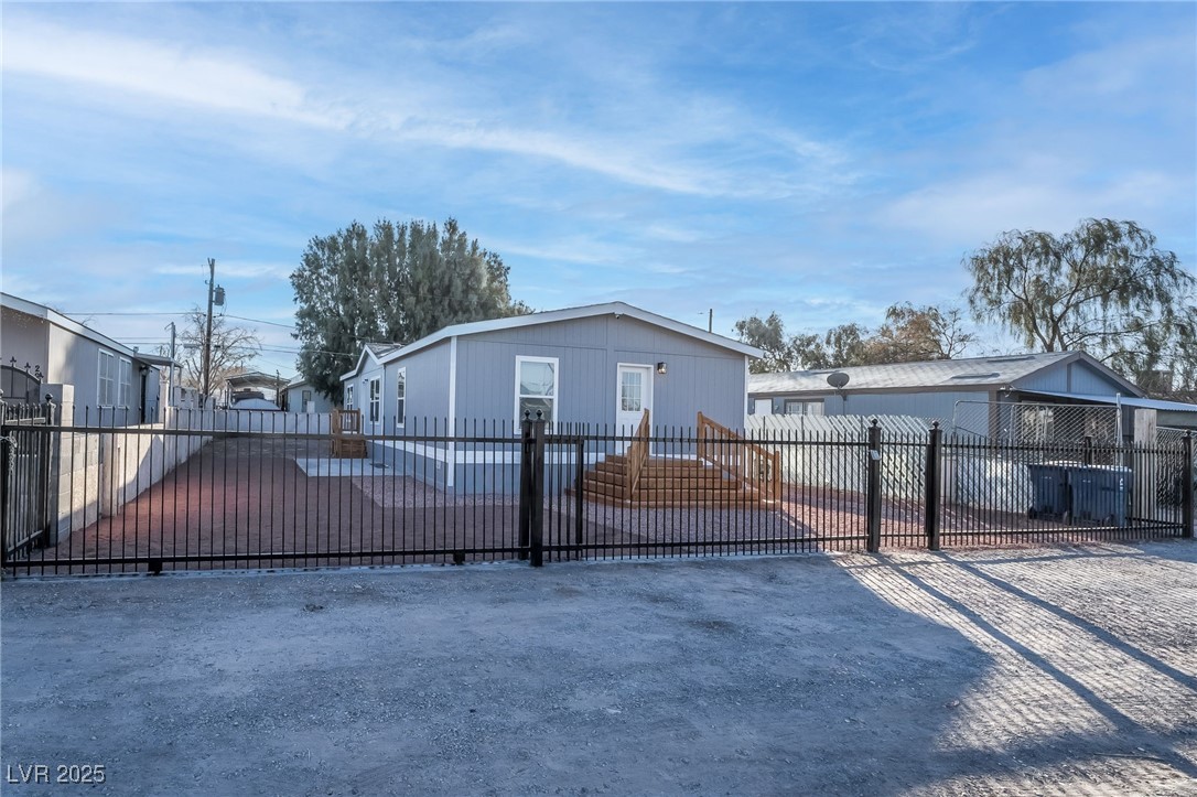 2228 Rigney Lane Property Photo 3