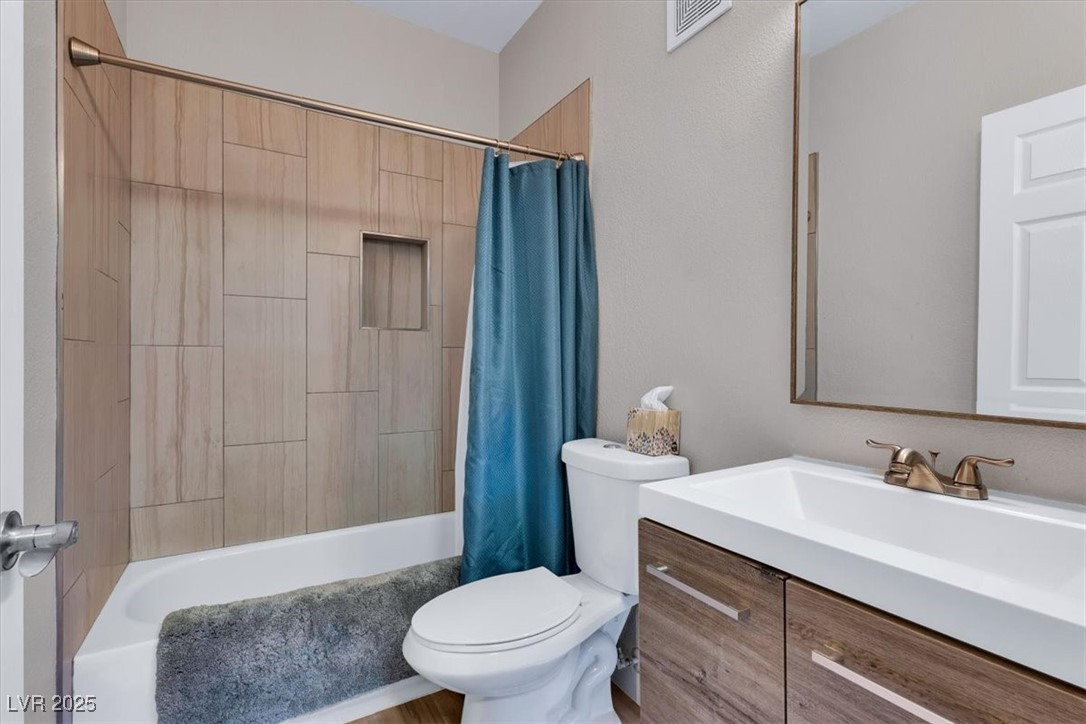 4921 Black Bear Road 104 Property Photo 15