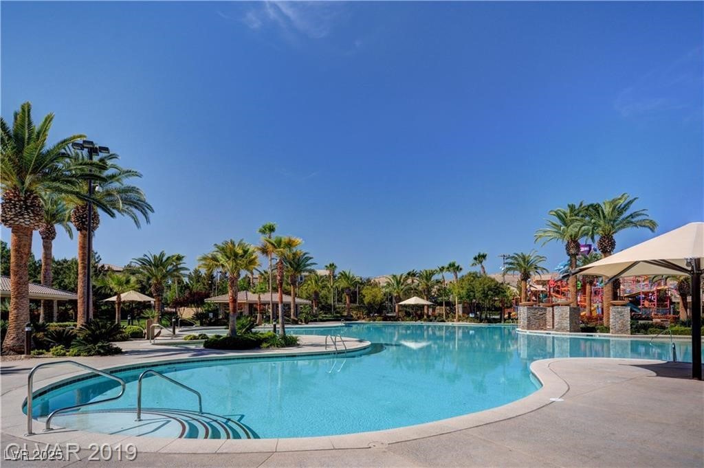 334 Sea Rim Avenue Property Photo 4