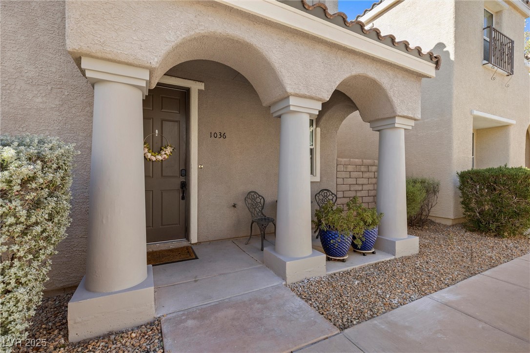 1036 Campo Seco Court Property Photo 2