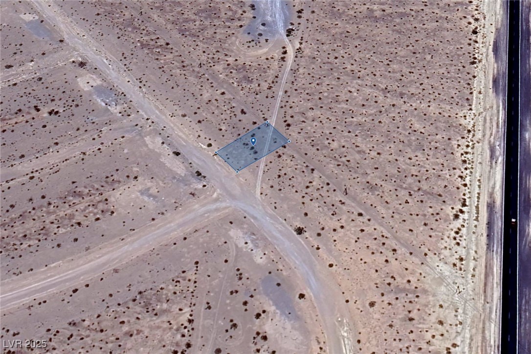 241 East Quince Lane Property Photo 7