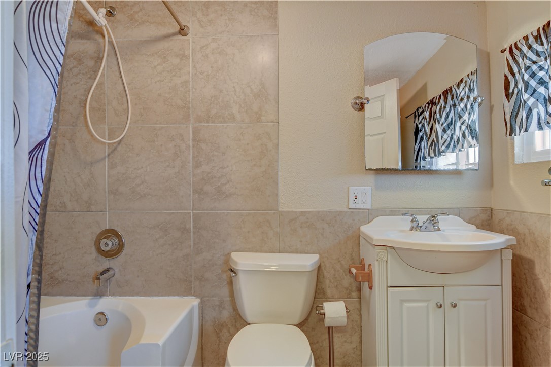 132 Continental Avenue Property Photo 33