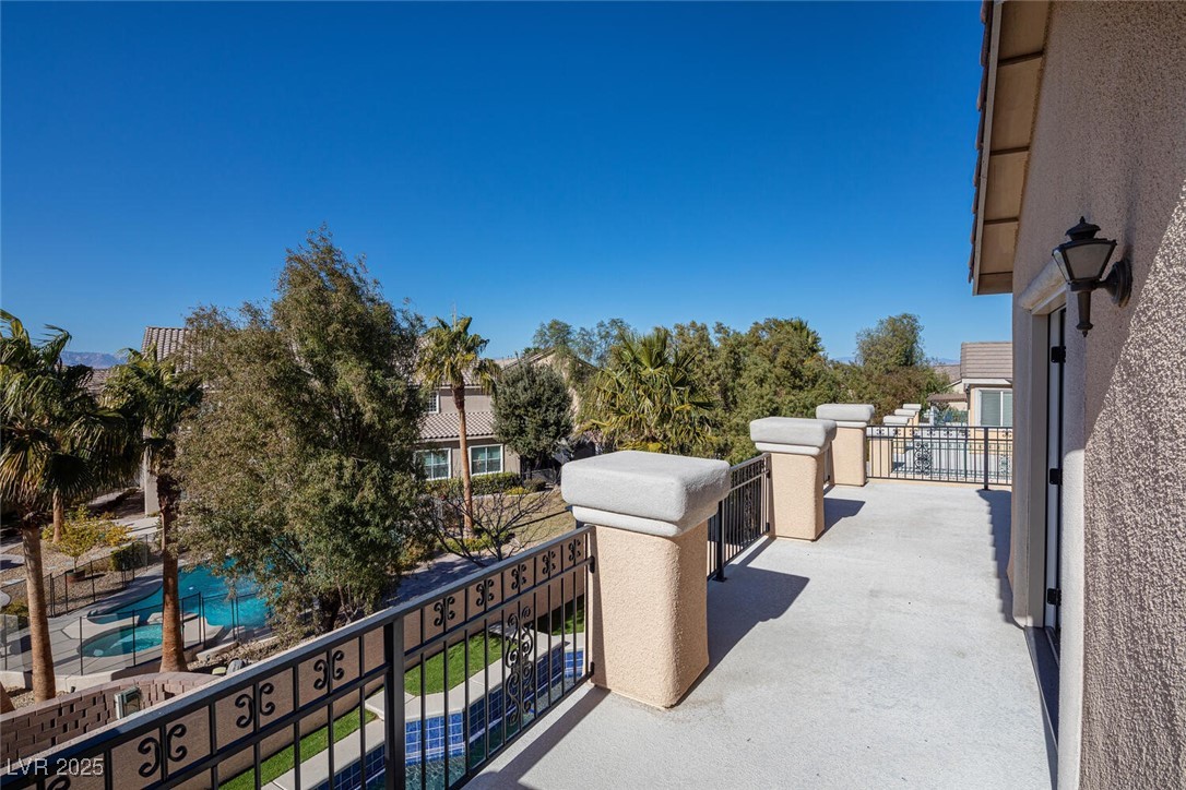 1559 Via Della Scala Property Photo 29