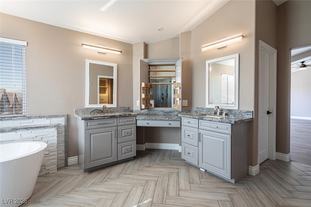 1559 Via Della Scala Property Photo 33