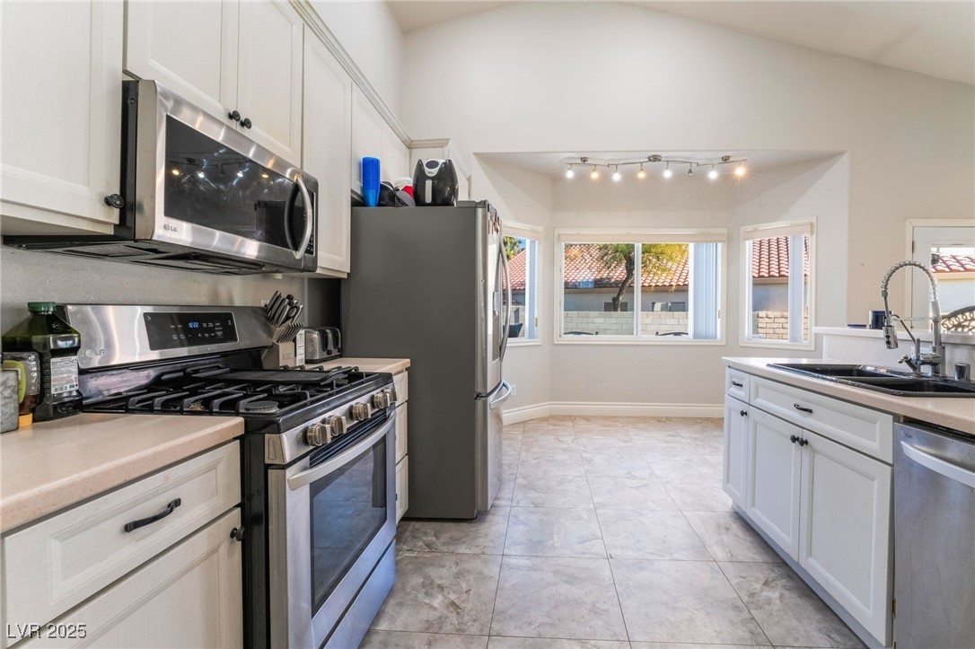 1064 Wide Brim Court Property Photo 17