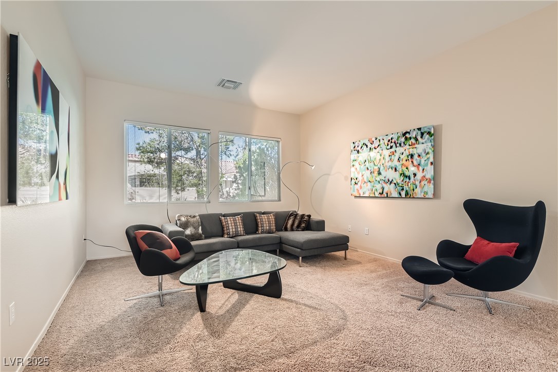 10800 Heritage Hills Drive Property Photo 3