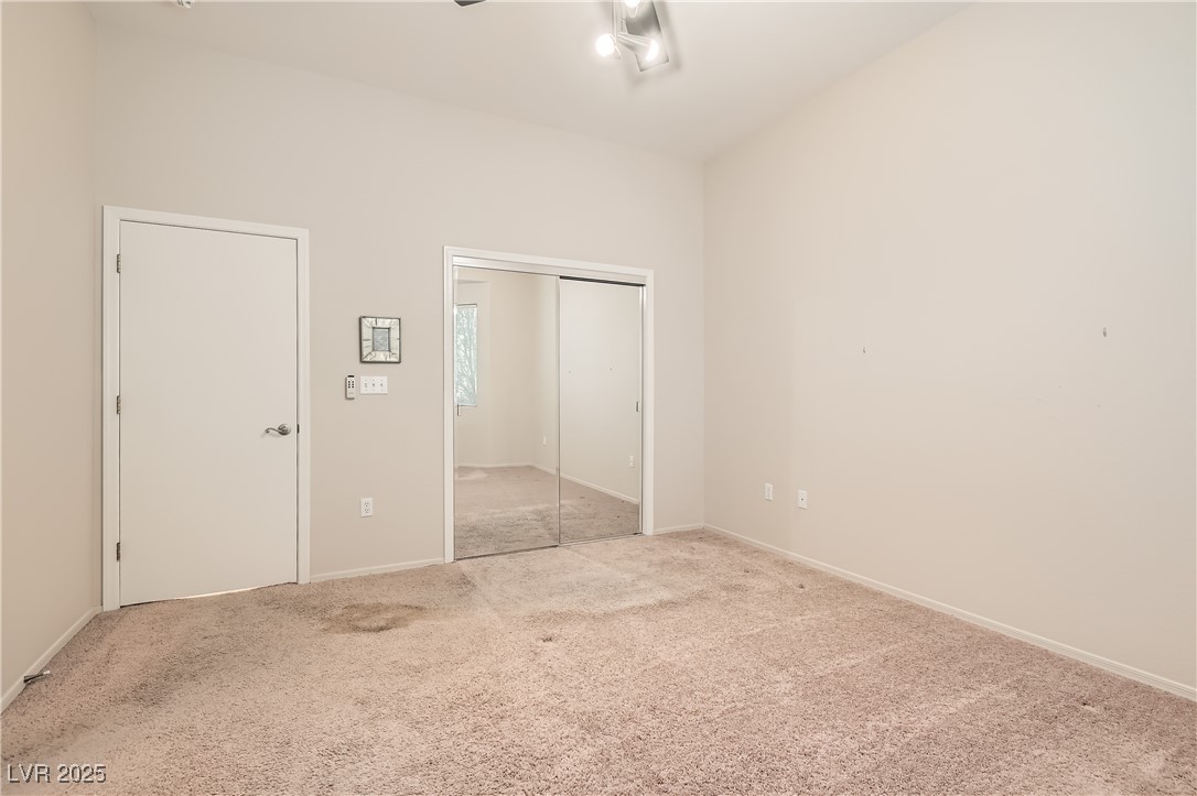 10800 Heritage Hills Drive Property Photo 13