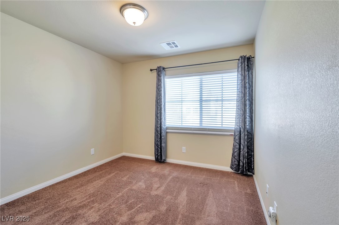 5993 Lambert Bridge Avenue Property Photo 23