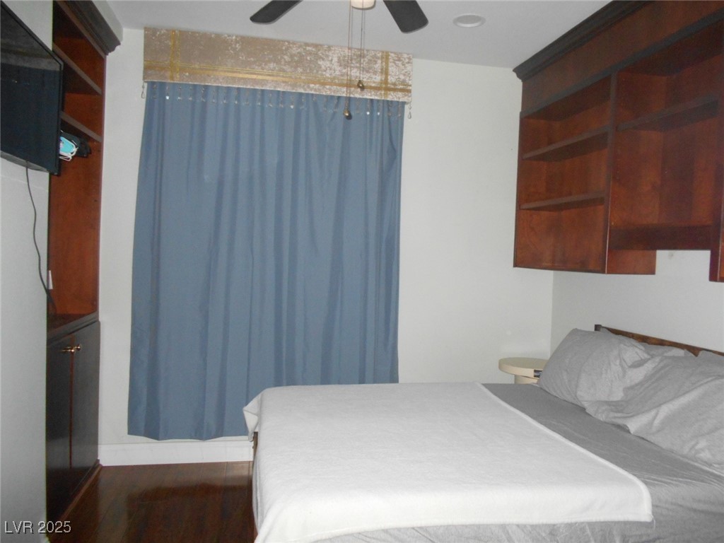 8317 Opal Cove Drive Property Photo 4