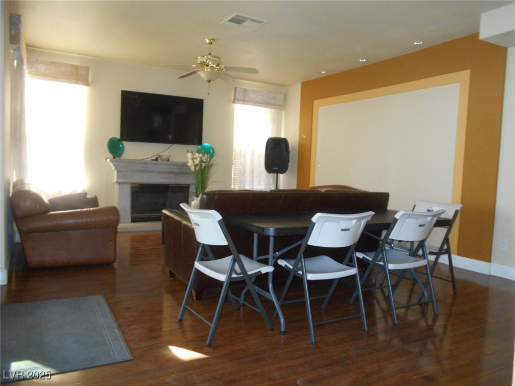 8317 Opal Cove Drive Property Photo 5