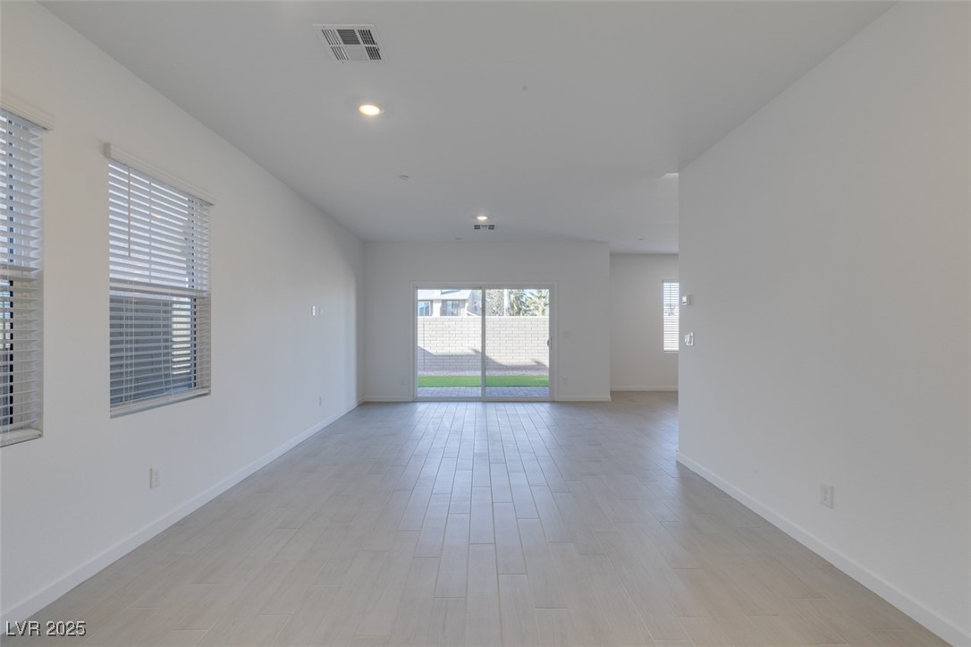 405 Isla Enclave Way Property Photo 4