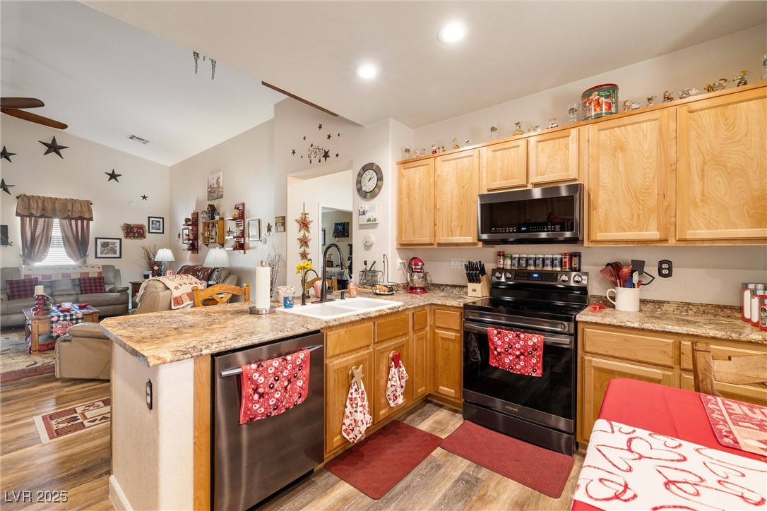 2540 East Sparrow Way Property Photo 19