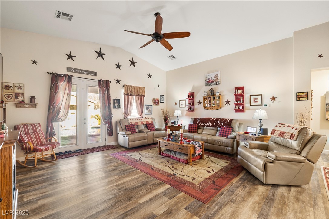2540 East Sparrow Way Property Photo 14