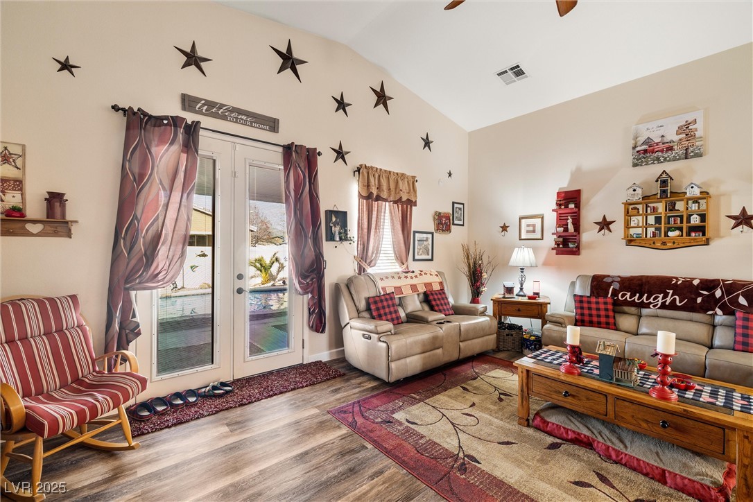 2540 East Sparrow Way Property Photo 15