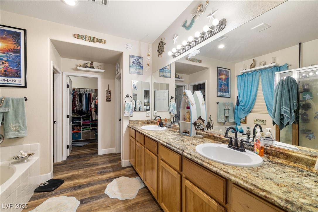 2540 East Sparrow Way Property Photo 32