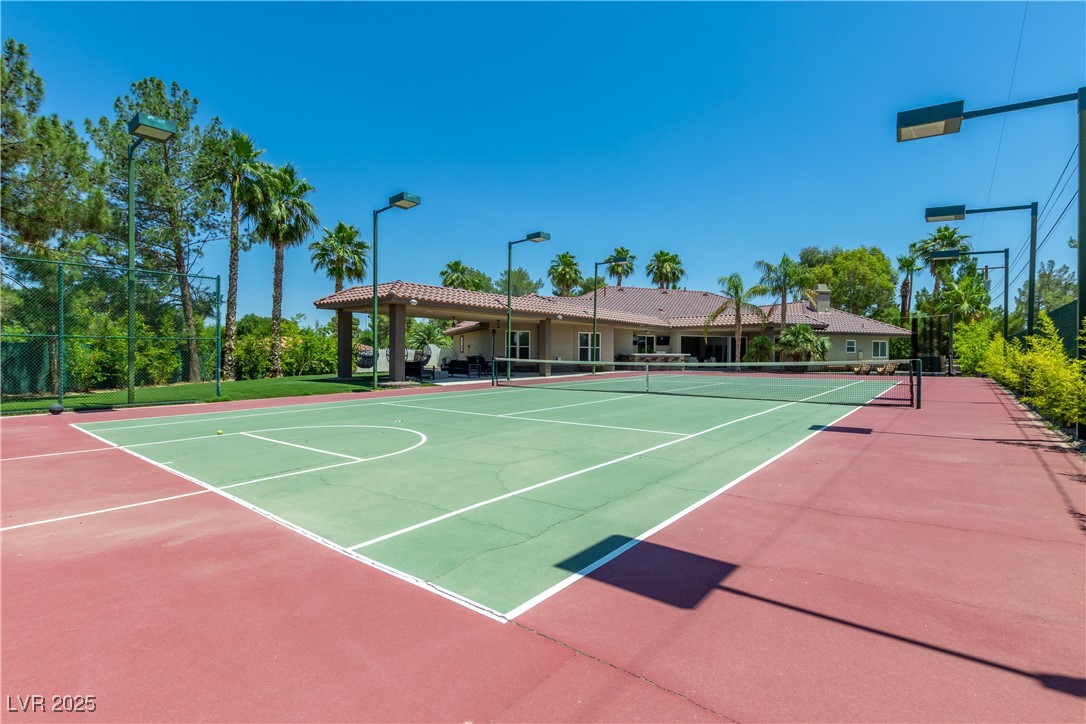 7271 Loma Alta Circle Property Photo 4