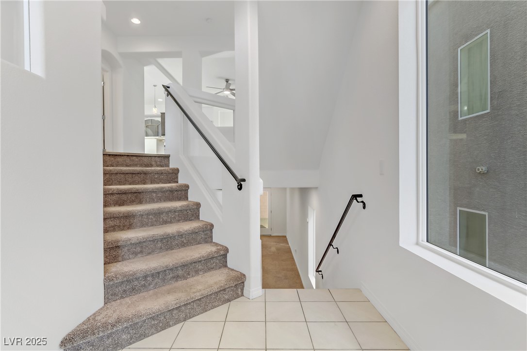 7075 Jasper Hill Way Property Photo 3
