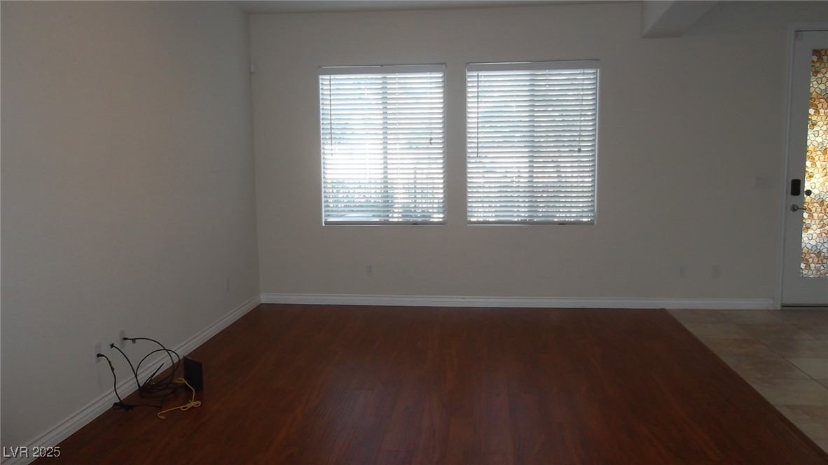 40 Peak Villa Avenue Property Photo 8