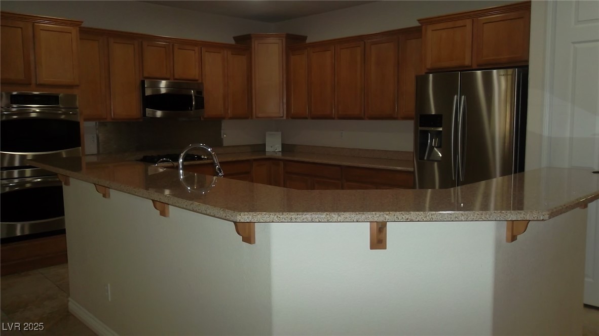 40 Peak Villa Avenue Property Photo 12