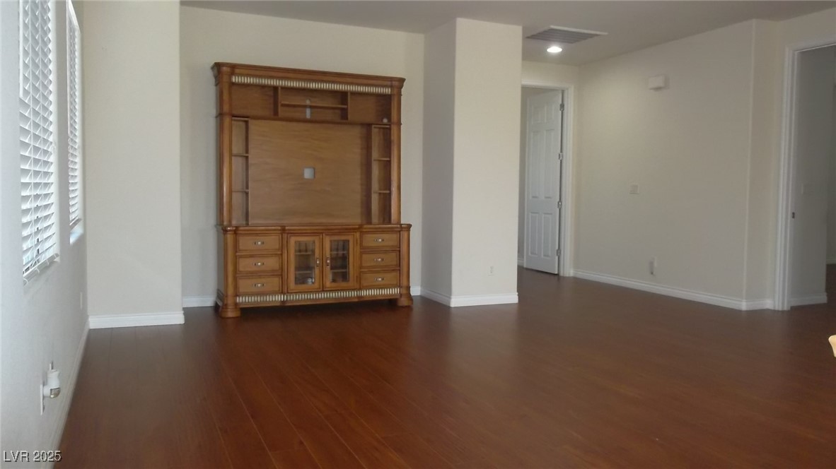 40 Peak Villa Avenue Property Photo 14