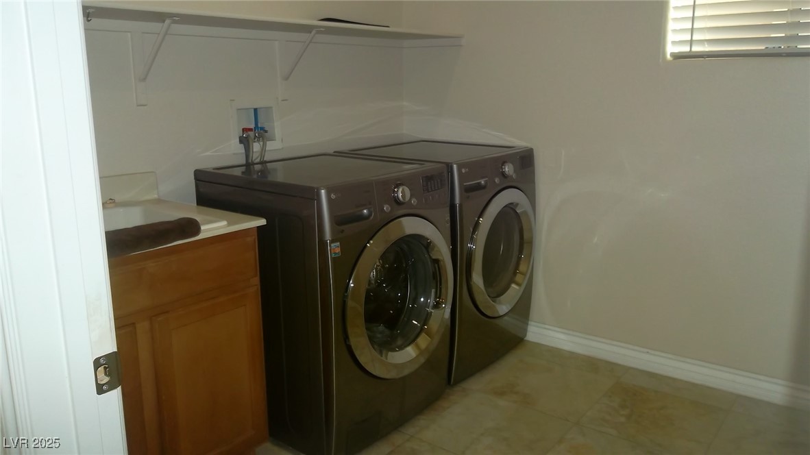 40 Peak Villa Avenue Property Photo 25