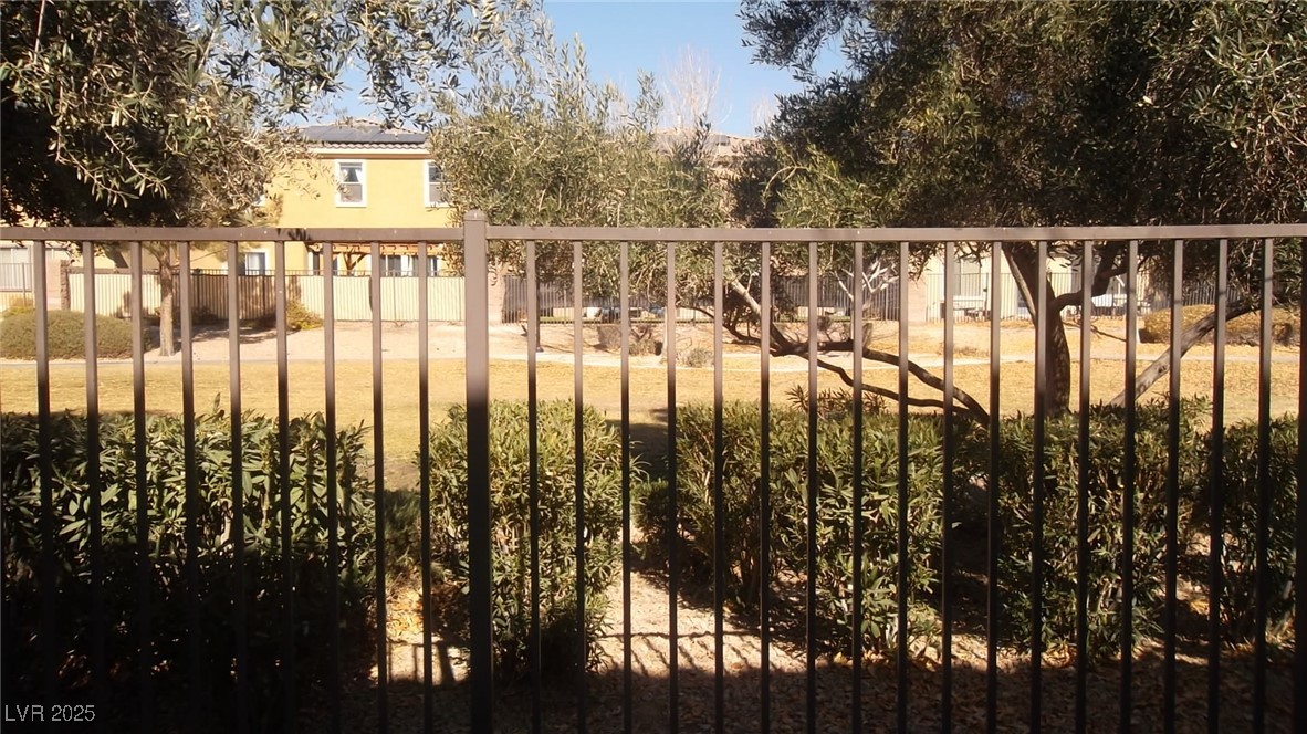 40 Peak Villa Avenue Property Photo 30