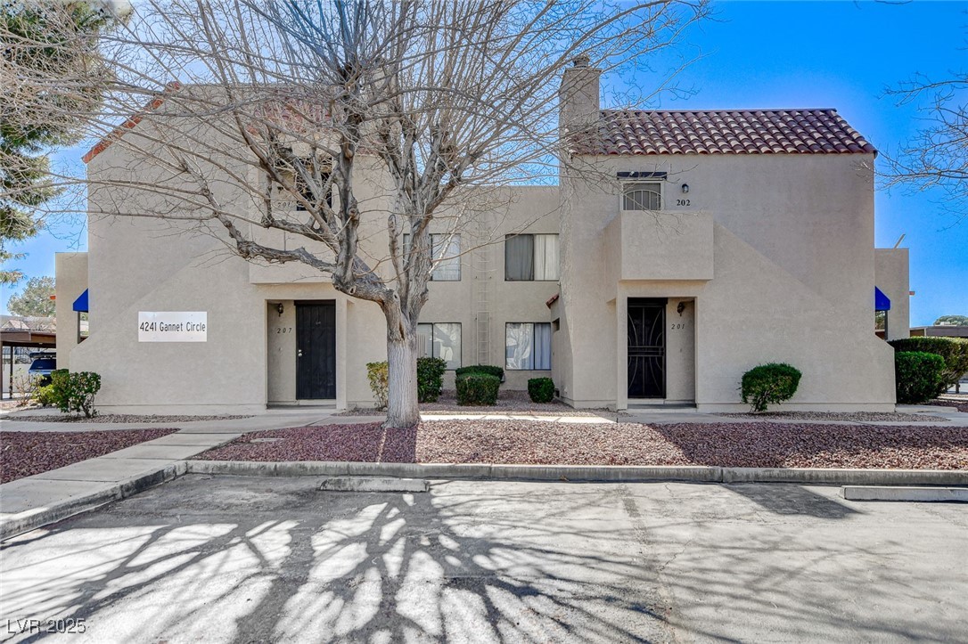 4241 Gannet Circle 205 Property Photo 4