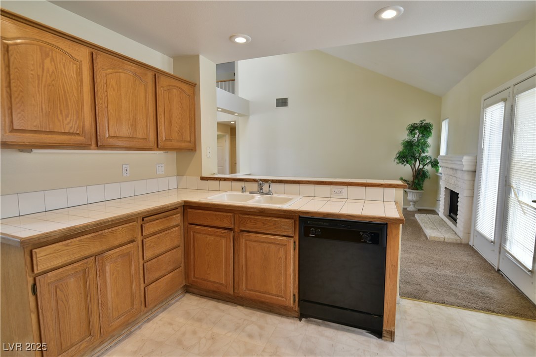 2929 Bridge Creek Street Property Photo 8