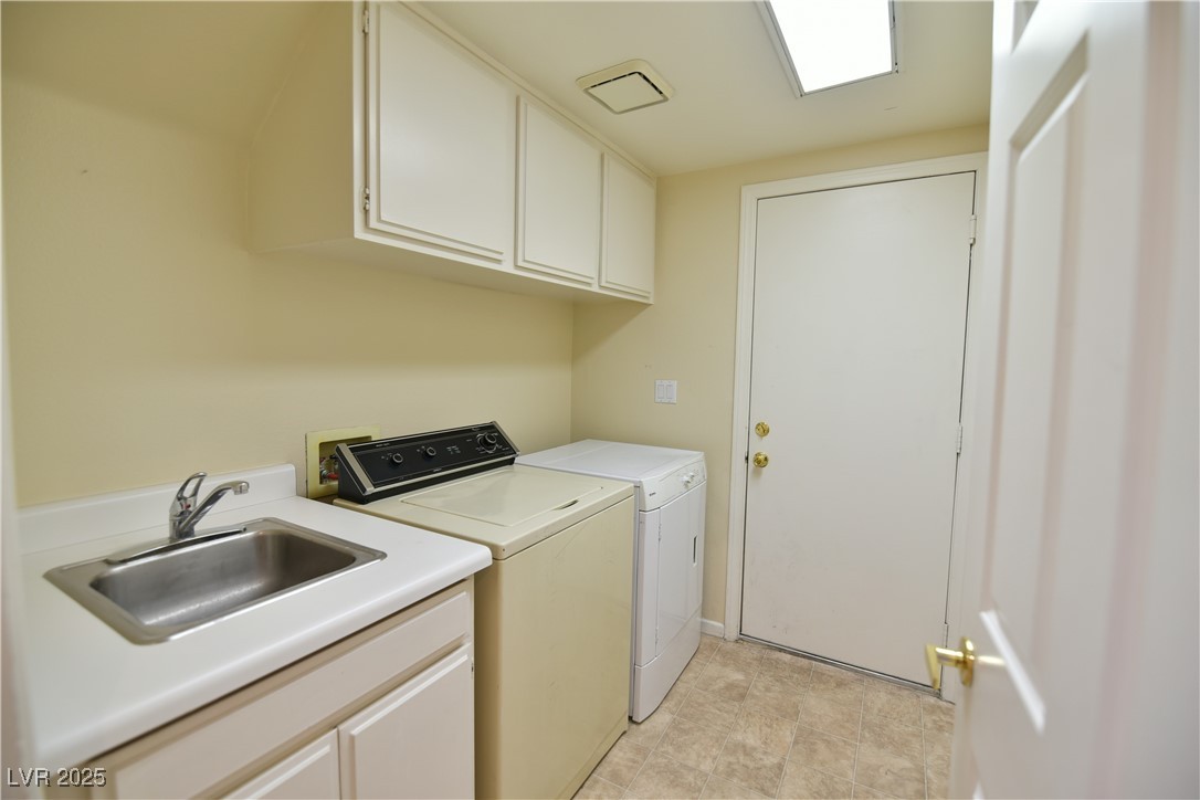 2929 Bridge Creek Street Property Photo 27