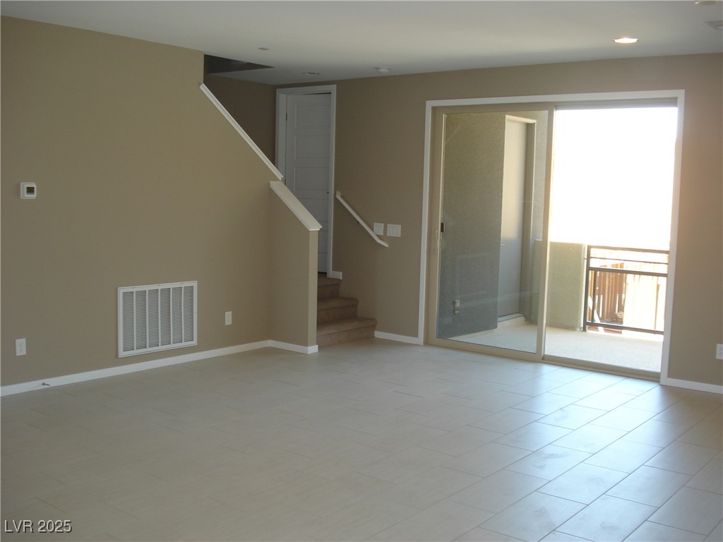 11256 Rainbow Peak Avenue 206 Property Photo 4